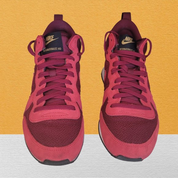 EUC Women's NIKE Internationalist Running Shoes Red 683967-600 Lace Up Mid Top 9 - Picture 4 of 9